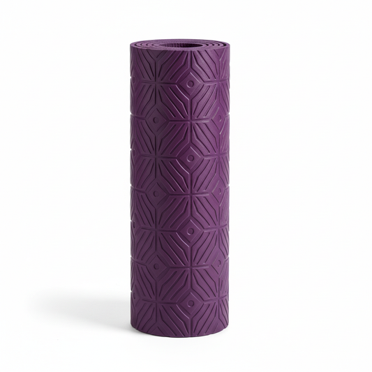 Mat Yoga Premium Antideslizante 6mm color púrpura con superficie texturizada
